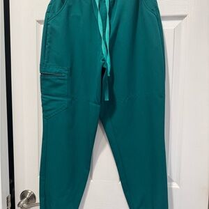 Figs Hunter Green High Waisted Petite Jogger Scrub Pants